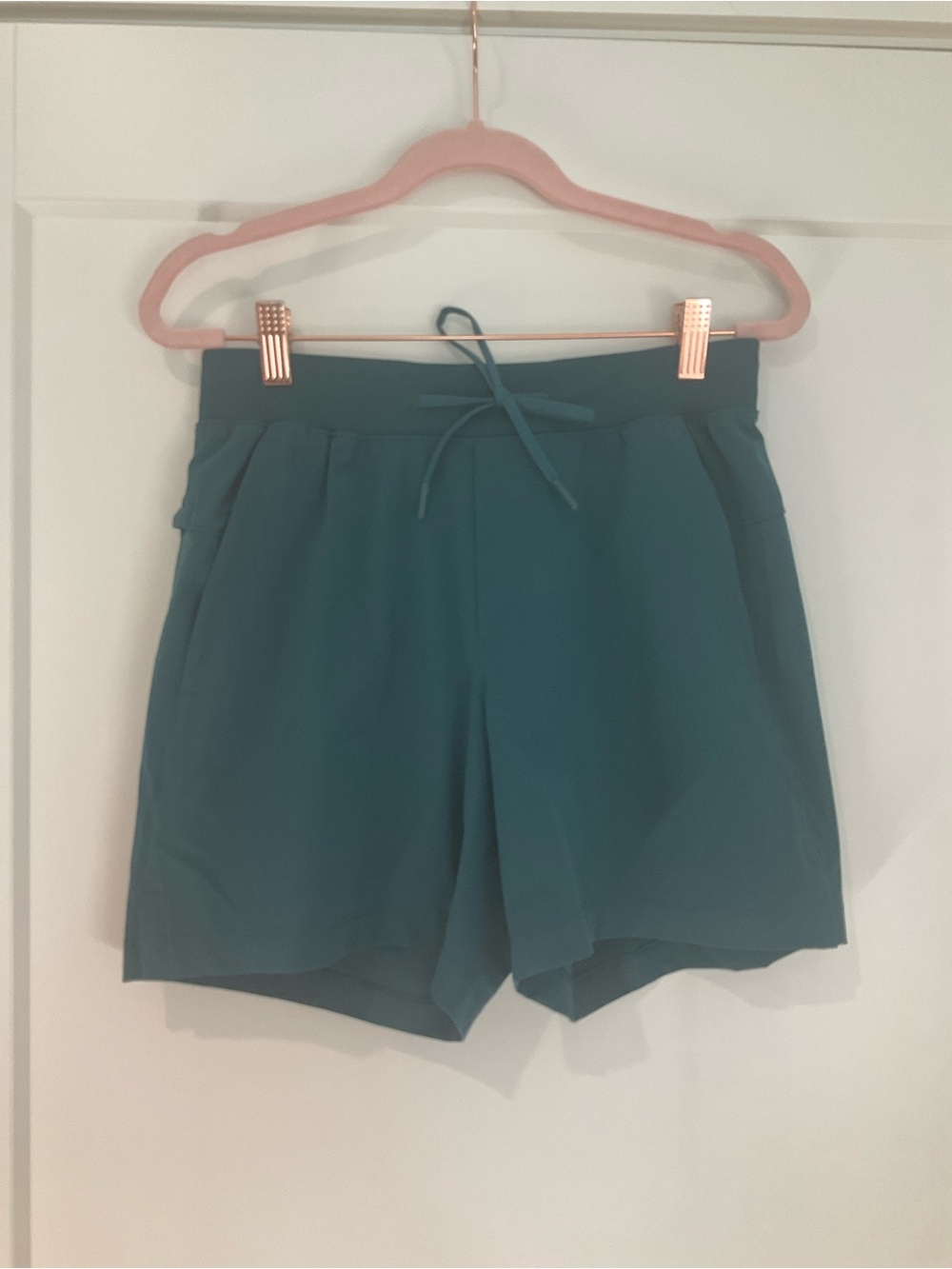 Lululemon Mid-Rise Running Shorts Teal Green Size XS